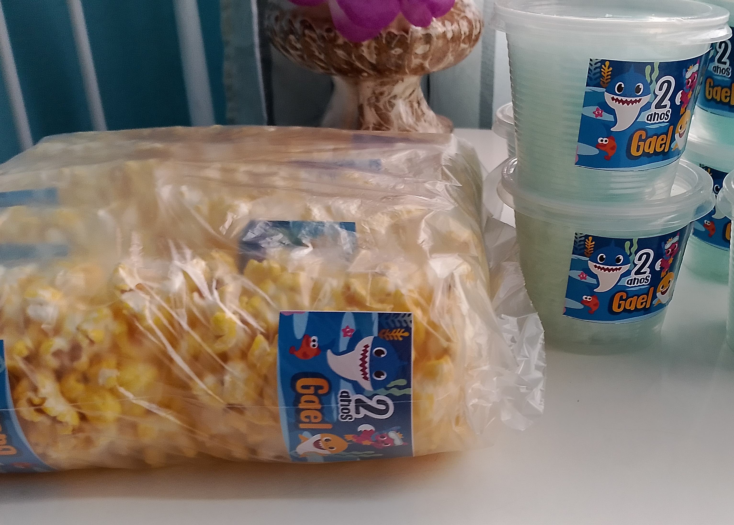 Foto extra 2 do produto Caixa Pipoca Colorida Personalizada